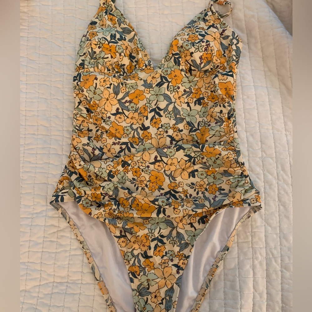 Cupshe Floral Print Swimsuit with Orange and Blue - Picture 2 of 5